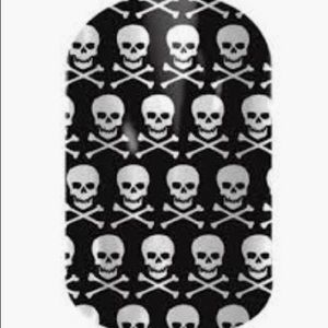 Jamberry Nail Wraps “White Skulls on Black”